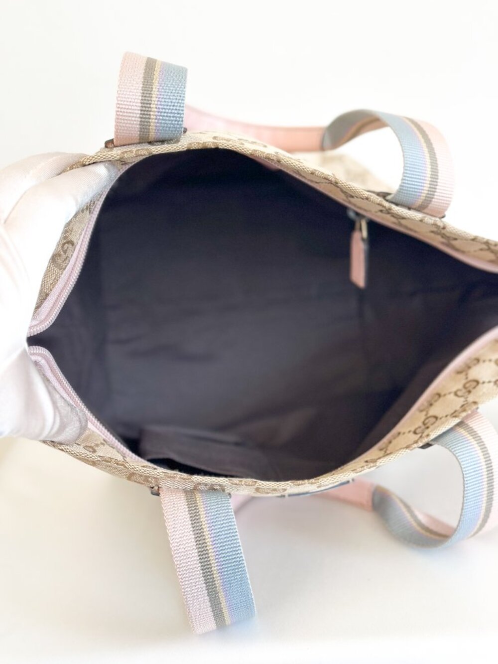 Gucci GG Monogram Canvas Blue Pink Tote Bag - Picture 12 of 16